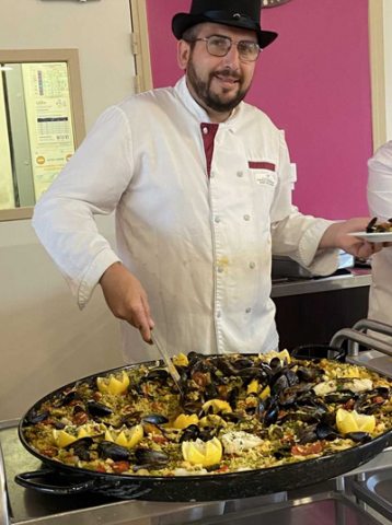 la reine des près paella