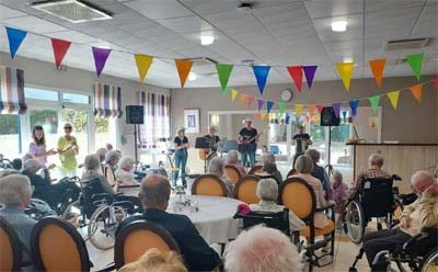 emeis lemeraude fete emeis lemeraude fete