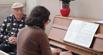 Carmableu piano