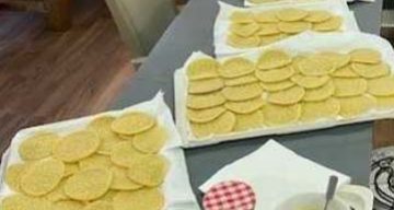 emeis chateau notre dame crepe emeis chateau notre dame crepe