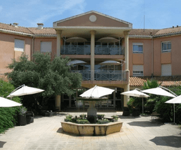 maisonderetraite_latrium_laseynesurmer_accueildejour
