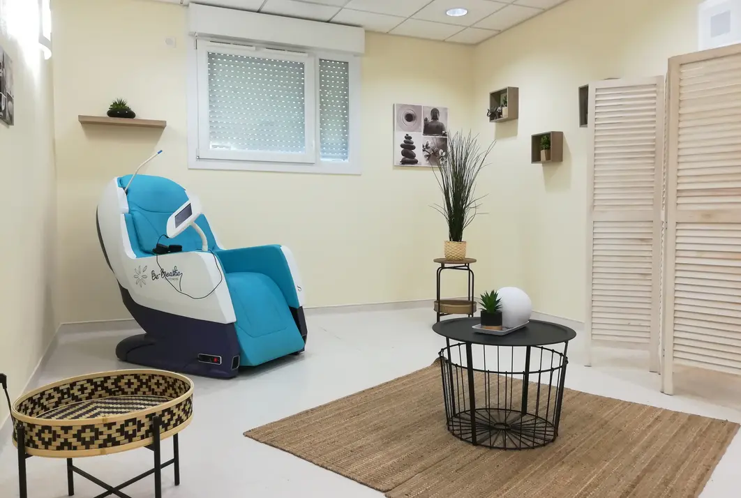 CENTRE DE SOINS LES COLLINES DU REVEST — vue