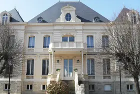 residence chateau nodet exterieur 77