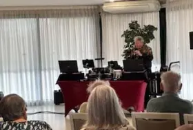 emeis le village danser