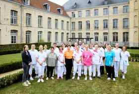 l'équipe pluridisciplinaire de la maison de retraite emeis de Saint-Omer