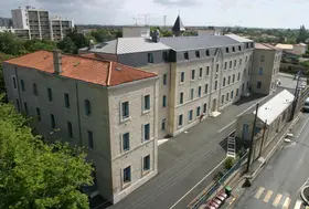 maison de retraite angelique niort exterieur vue en hauteur