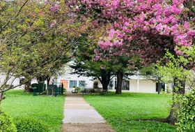emeis maison de retraite les jardins de jeanne exterieur
