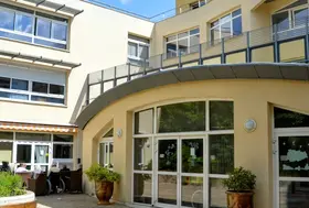 maison de retraite les pastoureaux exterieur