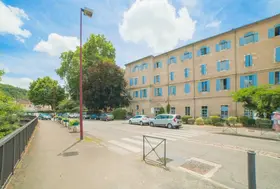 maison de retraite les rives de cabessut facade