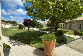 maison de retraite du lac saint palais exterieur