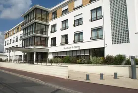 residence de l orme entree 0