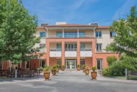 toulouse maisonderetraitedomainedeborderouge etablissement slider