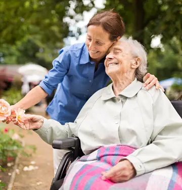 accompagner l'installation d'un proche dans une maison de retraite emeis