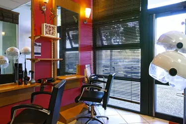 maison de retraite saint benoit poitiers salon coiffure