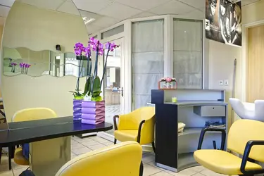 maison de retraite fontaine le compte salon coiffure