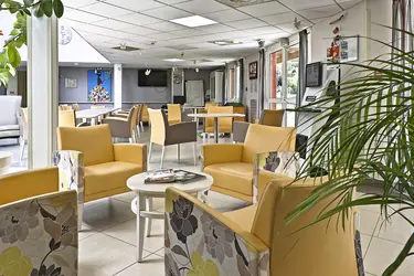 maison de retraite latrium saint didier salle activite 84