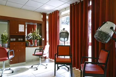 maison de retraite limoges salon coiffure