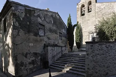 maison de retraite l oustau de leo saint saturnin les avignon 84 exterieur