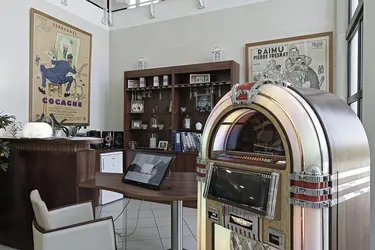 maison de retraite l oustau de leo saint saturnin les avignon 84 reminiscence