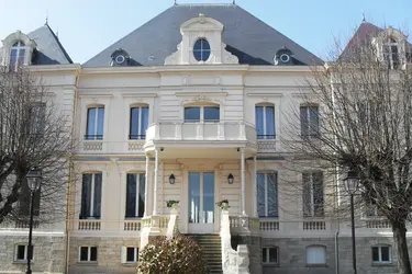 residence chateau nodet exterieur 77