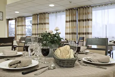 maison de retraite la clairiere restaurant2 montelimar 26