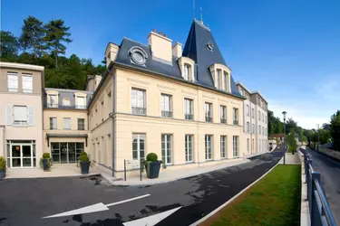 maison de retraite parmain facade