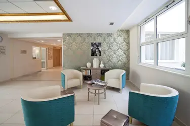 maison de retraite parmain salon