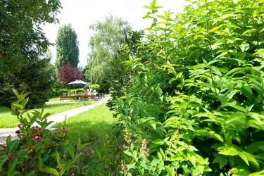 maison de retraite vaux sur seine yvelines jardin