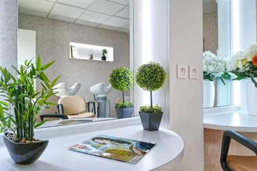 maison de retraite le verger d anna sainte terre salon de coiffure p0q0571 dxo snapseed