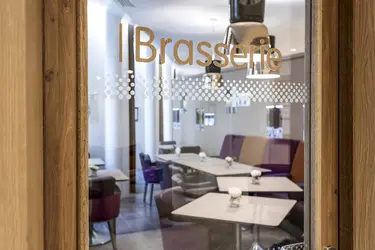 maison de retraite les batignolles 04