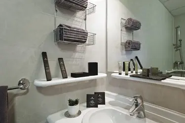 maison de retraite ambarroise salle de bain amberieu en burgey 01