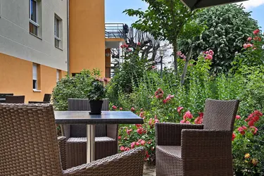 maison de retraite ambarroise salon ext amberieu en burguey 2