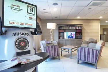 maison de retraite l oasis le teich salon