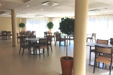 clinique la rose des sables le teich salle a manger