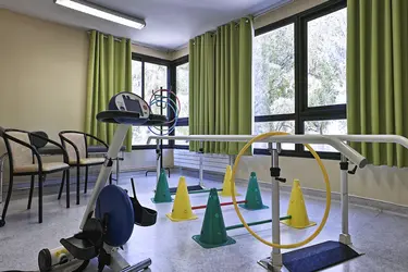 maison de retraite les chesnaies salle de motricite 84