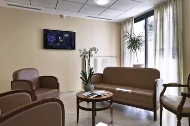 maison de retraite les chesnaies salon2 84