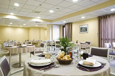 maison de retraite saint denis hotel restaurant