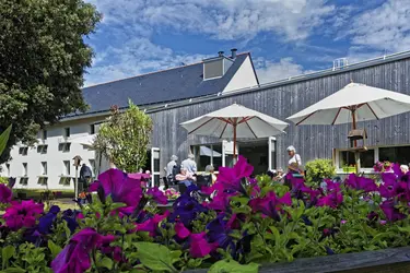 le clos des muriers terrasse batz sur mer