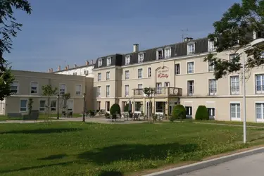 maison de retraite jardins de romilly sur seine facade