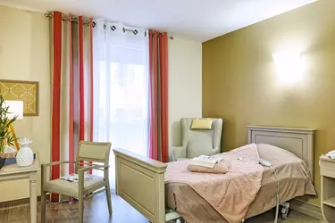 maison de retraite harmonie breuillet chambre