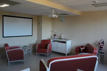 cinema residence chateau notre dame parignargues