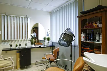 maison de retraite chambray les tours salon coiffure