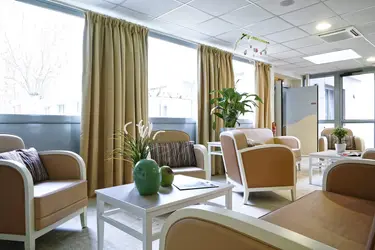 maison de retraite chambray les tours salon3