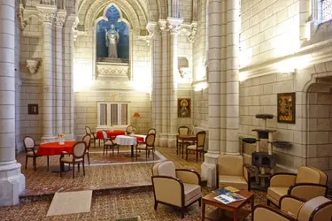 maison de retraite tours salon cathedrale