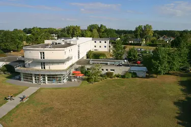 clinique les jeunes chenes pau 02