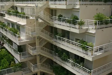 clinique la jonquiere paris 01 0