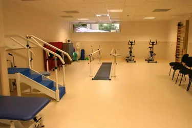 clinique la jonquiere paris 04