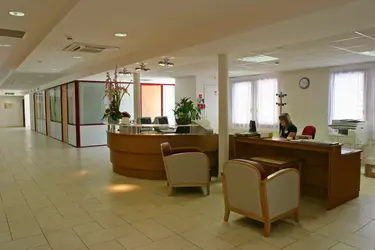 clinique l oliveraie des cayrons vence 03