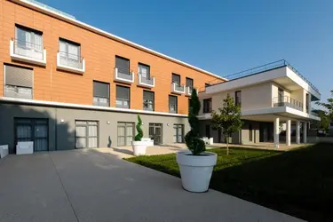 clinique la majolane meyzieu 05