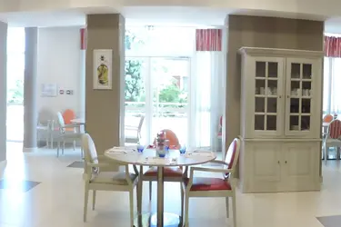 clinique les oliviers callas 01 0